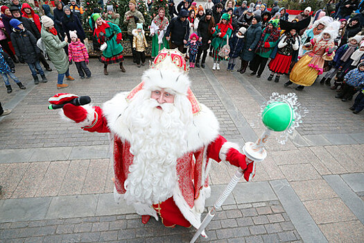 В Великом Устюге запретили въезд детских групп в резиденцию Деда Мороза
