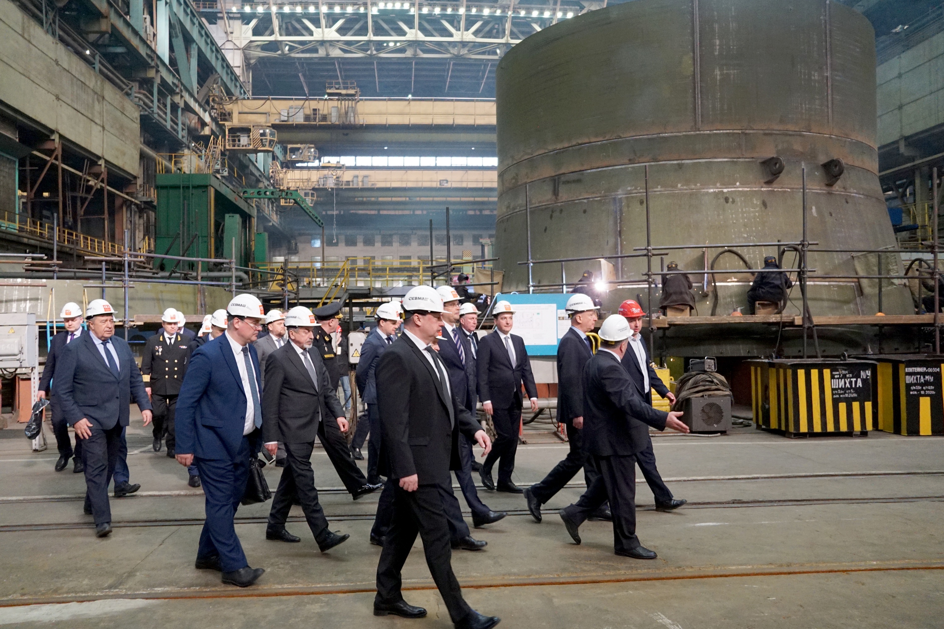 Николай Патрушев осмотрел производство Севмаша и Звездочки