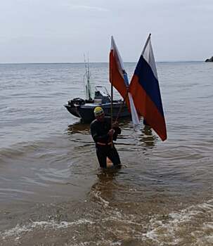 Экс-начальник саратовской полиции анонсировал десятичасовой командный заплыв до утёса Степана Разина