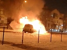 «Залили горой пены»: в четверг вечером в Челябинске сгорел автомобиль