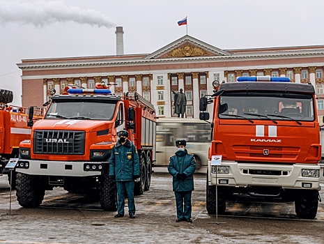 Курские спасатели отмечают профессиональный праздник