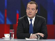 Медведев утвердил новые правила регистрации автомобилей