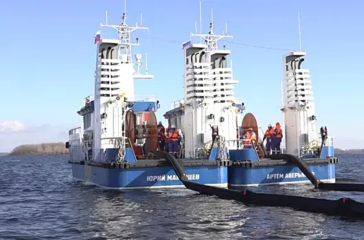 В Самаре ввели в строй современные суда для локализации разливов нефти