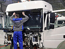 КАМАЗ уволил сотрудника за разглашение зарплаты