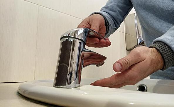 В Курске без горячей воды остаются 103 многоквартирных дома