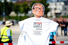 Криминолог: не только Никита Михалков считает Билла Гейтса злодеем