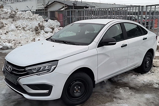 Видео: АвтоВАЗ стал выпускать Vesta NG без подушек безопасности
