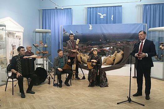 В рамках сотрудничества Свердловской области и Республики Крым в сфере культуры представлен уникальный выставочный проект