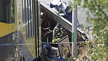 Один из машинистов столкнувшихся в Италии поездов выжил