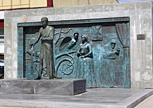 Территорию у памятника Владимиру Высоцкому рядом с новым Дворцом спорта в Самаре благоустроят