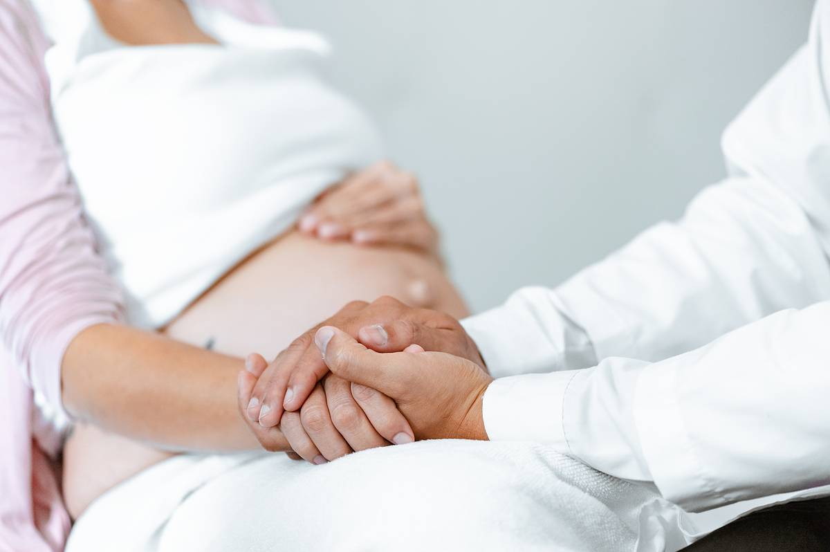 Общественница заявила о нежелании россиянок рожать из-за жадности