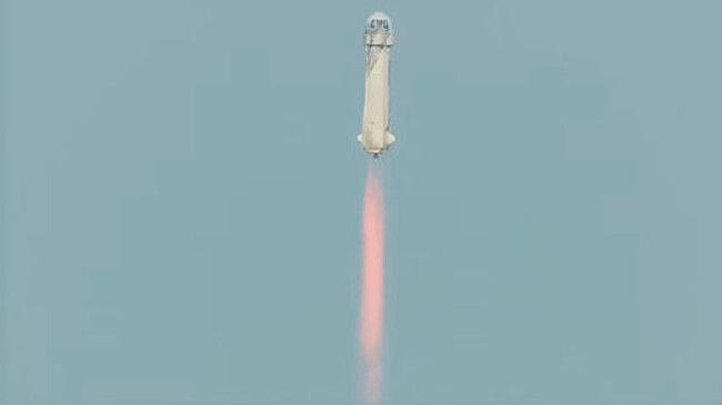 Ракета New Shepard совершила коммерческий полет с экипажем из шести туристов