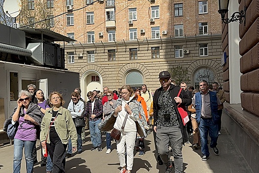 В Москве пройдут бесплатные экскурсии по маршруту "Эхо героических судеб в переулках Арбата"