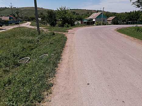 В Ростовской области легковушка сбила 13-летнего велосипедиста