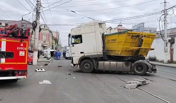 Александр Хинштейн обратился к пострадавшим в ДТП, среди которых беременная девушка