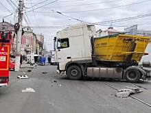 Александр Хинштейн обратился к пострадавшим в ДТП, среди которых беременная девушка