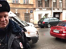 В Петербурге задерживают противников конституционных поправок