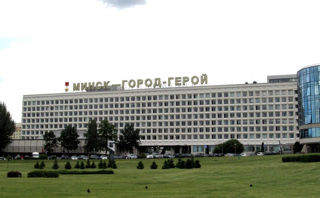 Губернатор Новосибирской области провел переговоры с белорусскими властями и бизнесом