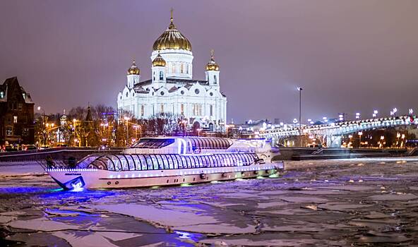 Зимние круизы по Москве-реке запомнятся надолго