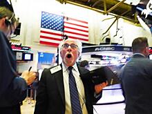 Падение ВВП на 1,4 %: У США развязывается пупок из-за поддержки Украины