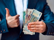 Обслуживающему персоналу правительства области повысят зарплату