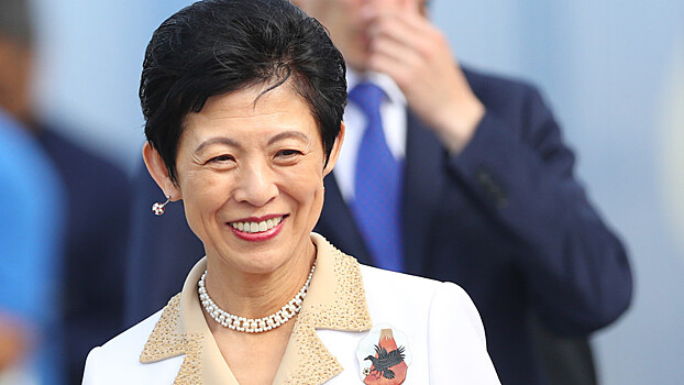 Японская принцесса привезла подарки свердловским чиновникам