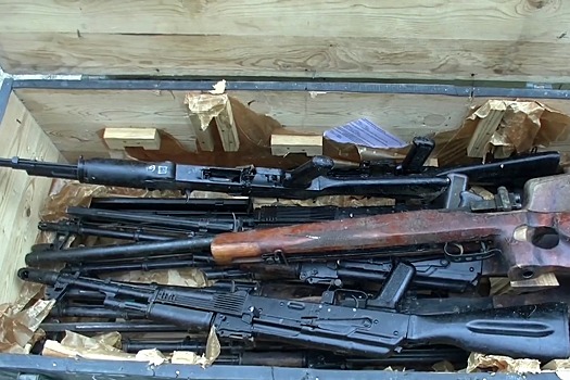 Несколько единиц оружия изъяли у приехавших в КБР из Украины