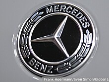 Глава ВОА Солдунов объяснил регистрацию Mercedes товарного знака в России
