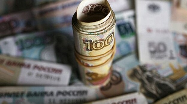 Доллар обновил минимум к рублю с июля 2015 года