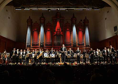 Оркестр ВМФ даст два концерта в честь 200-летия художника-мариниста Алексея Боголюбова