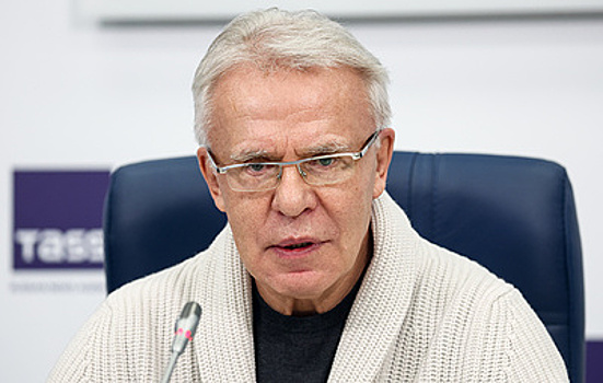 Фетисов назвал ситуацию с допингом хоккеиста Каменева и смешной, и грустной