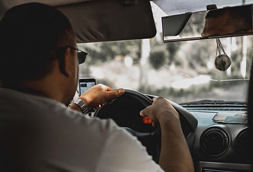 В Омске запретят поворот налево на двух перекрестках
