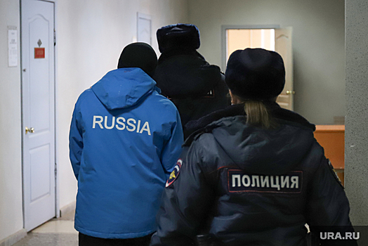 В ХМАО силовики провели серию обысков из-за скандала о коррупции. Инсайд