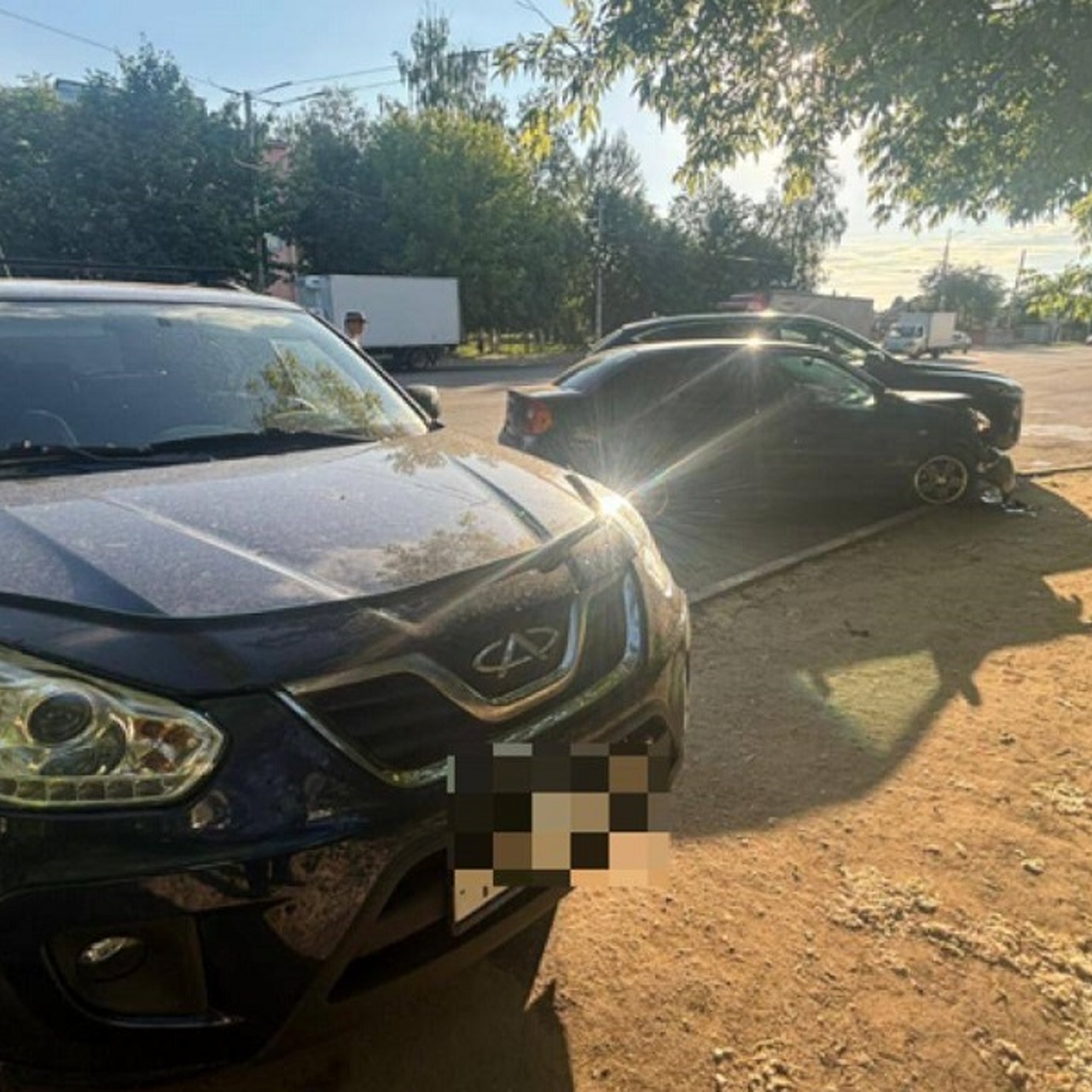 В Рязани водительница Renault Symbol пострадала в ДТП с Chery Tiggo и Haval  - Рамблер/авто