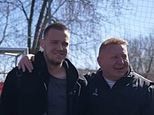 Тренер и защитник продлили контракт с «Амкалом»