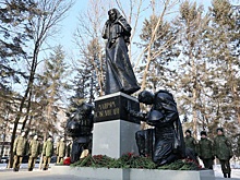 В Биробиджане открыт памятник Матерям Победителей