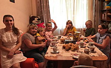Постояльцев курской социальной гостиной поздравили с Днём семьи, любви и верности