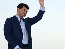 Стильные наряды нового мэра Тбилиси Кахи Каладзе обсуждают в сети