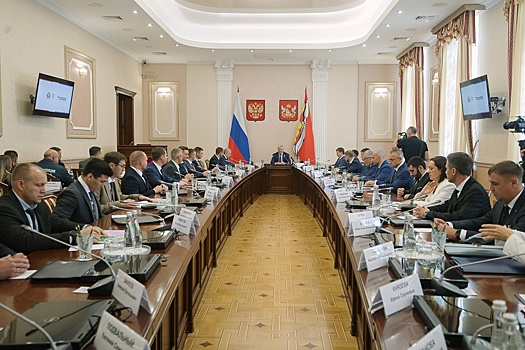 Воронежский губернатор встретился с участниками программы для героев СВО