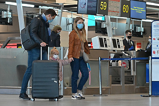 Порядка 30 рейсов отменили и задержали в аэропортах Московского региона