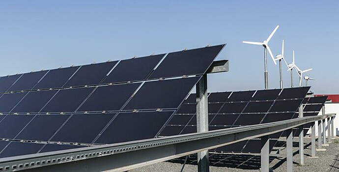Учёные из Германии изобрели «умные» солнечные батареи