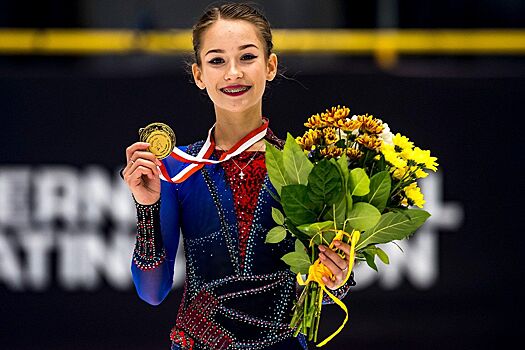 Чемпионат России в 17-й раз подряд выиграла несовершеннолетняя фигуристка