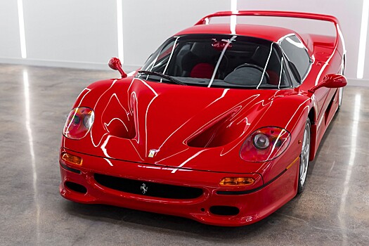 Редкий Ferrari F50 с минимальным пробегом выставили на продажу