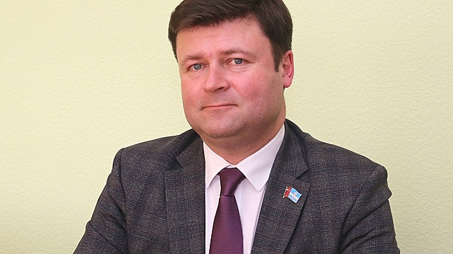 Юрий Моисеев принял участие в форуме молодых парламентариев