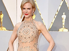 Цветы и золото: в чём пришли на "Оскар" Эмма Стоун, Карли Клосс и другие звёзды