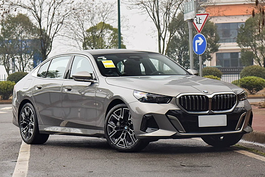 BMW стала распродавать новые седаны 5-Series со скидками до 35%