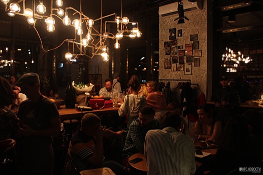 Новосибирский бар без вывески попал в десятку лучших заведений России