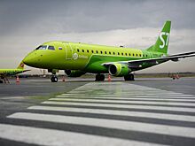 Стюардессы примерили новую форму и восхитили пользователей Сети