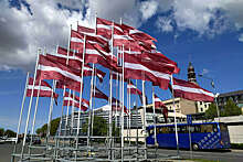 Парламент Латвии ввел запрет на публичные мероприятия 9 мая
