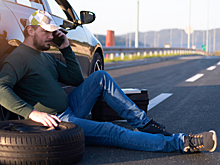 Как и где задействуют нейросети, что такое фронтенд и почему российские компании добровольно отказываются от сверхприбылей?